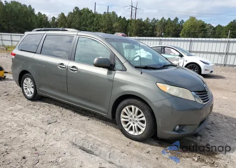2012 Toyota Sienna Xle from USA, damaged, VIN 5TDYK3DC7CS275577